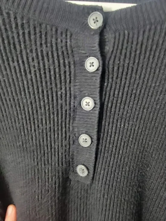 Women's Plus size Two-Tone Henley Sweater 2X - Black - Like new! - Picture 3 of 8